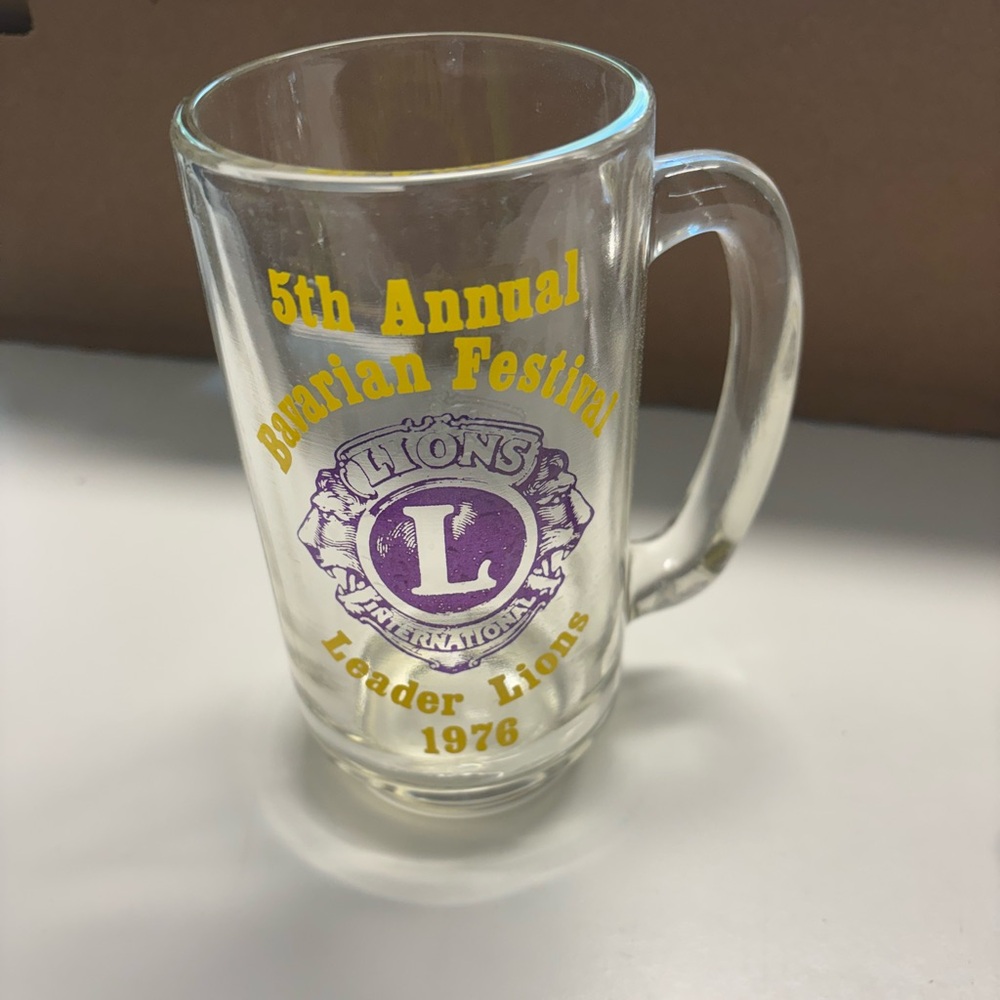 LION’S INTERNATIONAL MUG COMMEMORATING THE 5TH ANNUAL BAVARIAN FESTIVAL IN 1976